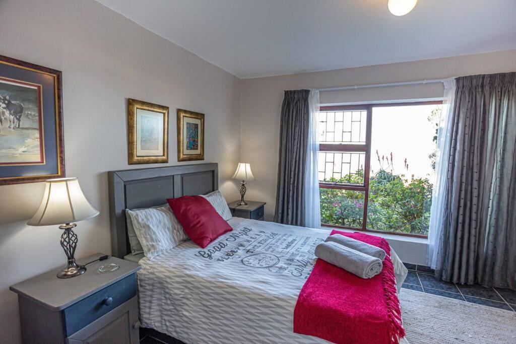 2 Bedroom Holiday Flat In Dana Bay Mossel Bay Exterior photo